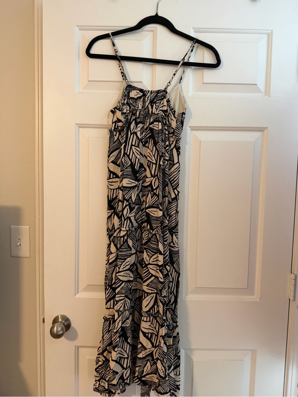 Marshalls Black and White Leaf-Print Maxi Dress
